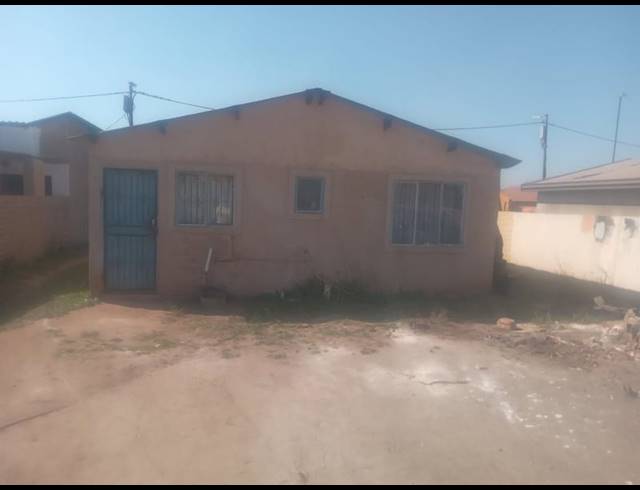2 BEDROOM HOUSE FOR SALE IN SOSHANGUVE XX